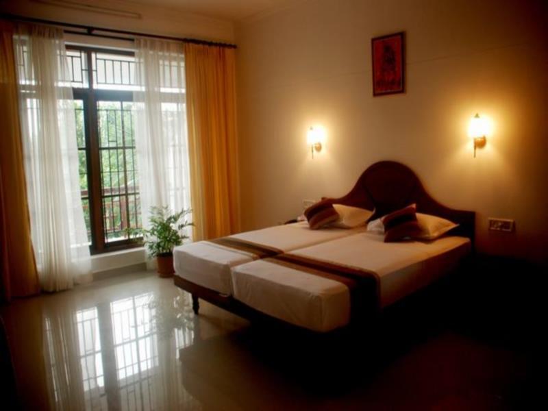 Chakra Ayurvedic Resort Ковалам Экстерьер фото