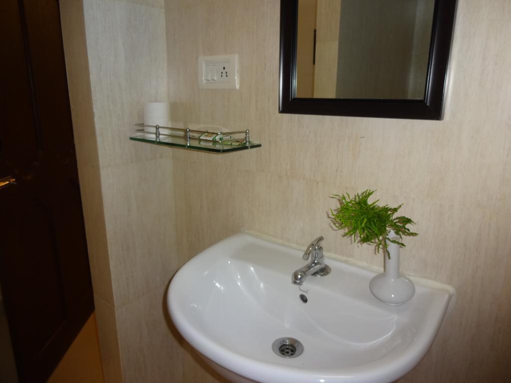 Chakra Ayurvedic Resort Ковалам Экстерьер фото